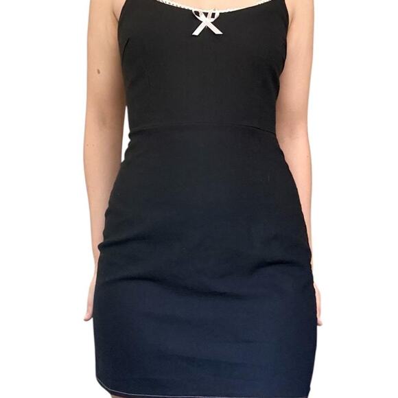 Urban Outfitters Dresses & Skirts - Little black mini dress with